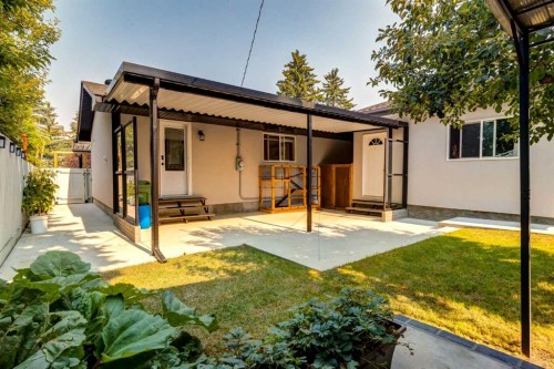 23 Sussex Crescent Sw, Calgary, AB - Outdoor