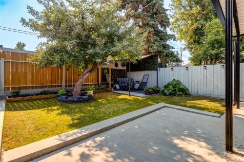 23 Sussex Crescent Sw, Calgary, AB - Outdoor
