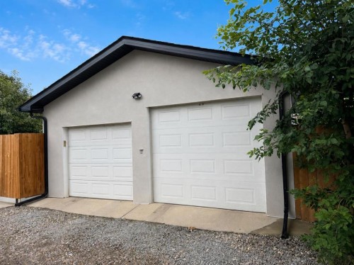 23 Sussex Crescent Sw, Calgary, AB - Outdoor With Exterior