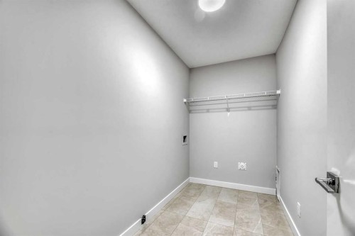 154 Lakewood Crescent, Strathmore, AB - Indoor Photo Showing Other Room