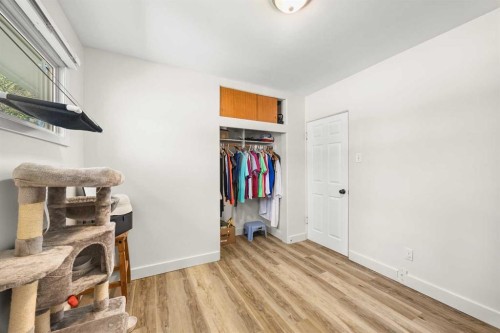 35 Collingwood Place Nw, Calgary, AB - Indoor
