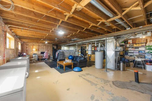 35 Collingwood Place Nw, Calgary, AB - Indoor Photo Showing Basement