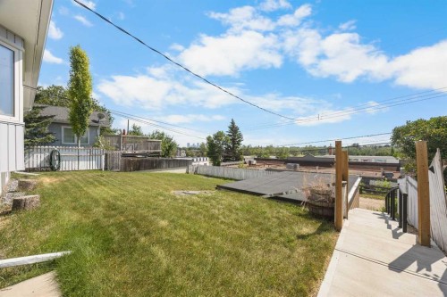 35 Collingwood Place Nw, Calgary, AB - Outdoor With View