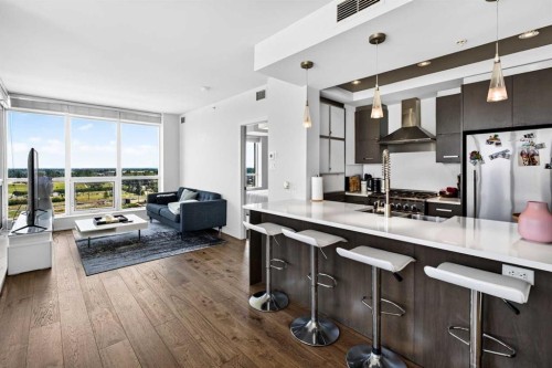 402-10 Shawnee Hill Sw, Calgary, AB - Indoor Photo Showing Kitchen With Upgraded Kitchen