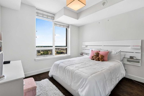 402-10 Shawnee Hill Sw, Calgary, AB - Indoor Photo Showing Bedroom