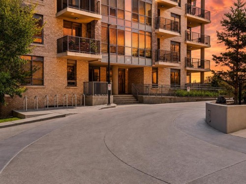 402-10 Shawnee Hill Sw, Calgary, AB - Outdoor With Balcony