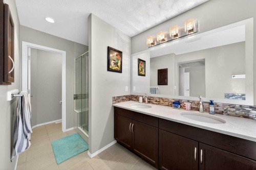 86 Nolanshire Crescent Nw, Calgary, AB - Indoor Photo Showing Bathroom