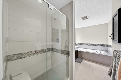 86 Nolanshire Crescent Nw, Calgary, AB - Indoor Photo Showing Bathroom