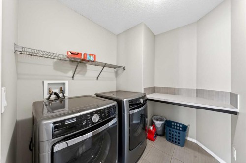 86 Nolanshire Crescent Nw, Calgary, AB - Indoor Photo Showing Laundry Room