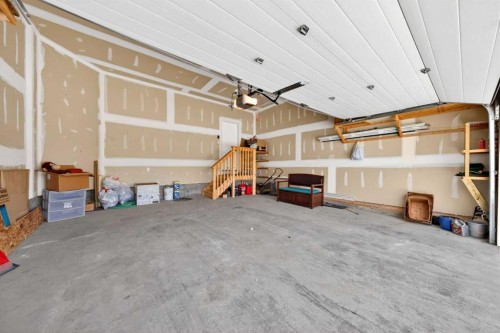 86 Nolanshire Crescent Nw, Calgary, AB - Indoor Photo Showing Garage