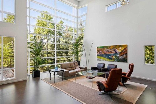 25 Posthill Drive Sw, Calgary, AB 