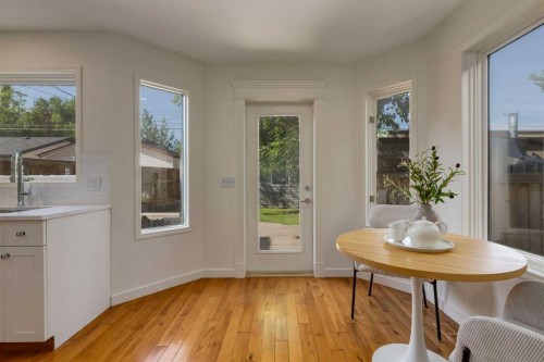 2218 3 Avenue Nw, Calgary, AB - Indoor Photo Showing Dining Room