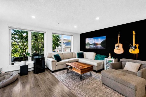 103-1920 11 Avenue Sw, Calgary, AB - Indoor Photo Showing Living Room