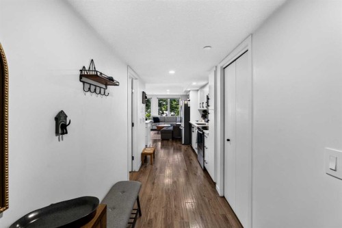 103-1920 11 Avenue Sw, Calgary, AB - Indoor Photo Showing Other Room