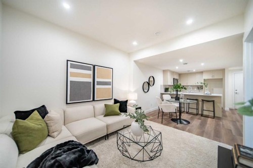 168 Creekstone Circle Sw, Calgary, AB - Indoor Photo Showing Living Room