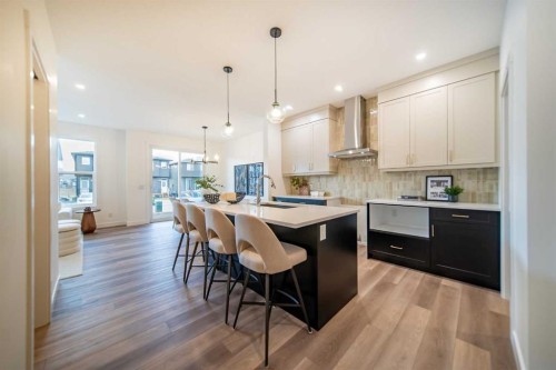 168 Creekstone Circle Sw, Calgary, AB - Indoor