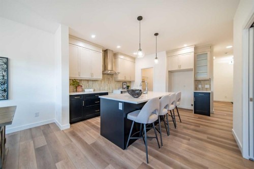 168 Creekstone Circle Sw, Calgary, AB - Indoor