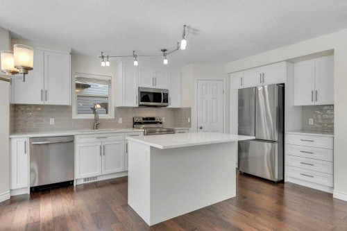 96 Valley Brook Circle Nw, Calgary, AB 
