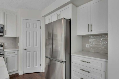 96 Valley Brook Circle Nw, Calgary, AB 