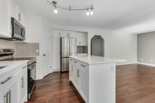 96 Valley Brook Circle Nw, Calgary, AB 