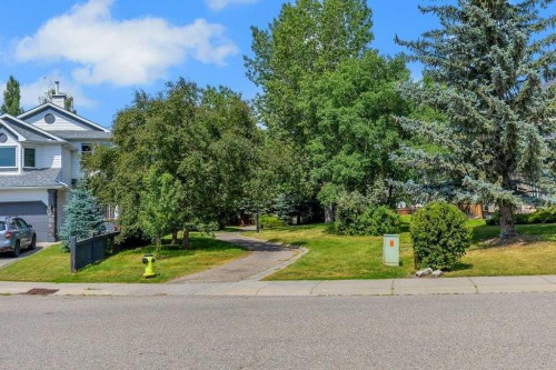 96 Valley Brook Circle Nw, Calgary, AB 