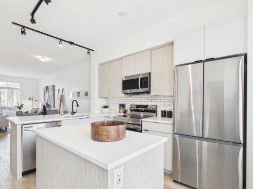 2478 210 Avenue Se, Calgary, AB - Indoor Photo Showing Kitchen With Upgraded Kitchen