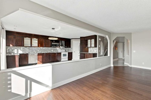 541 Citadel Meadow Bay Nw, Calgary, AB - Indoor Photo Showing Other Room