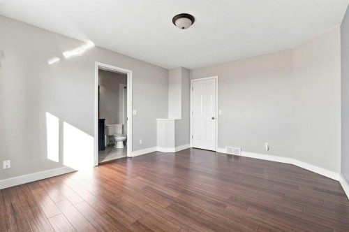 541 Citadel Meadow Bay Nw, Calgary, AB - Indoor Photo Showing Other Room