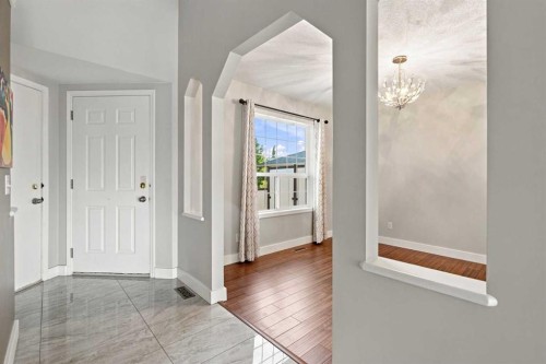 541 Citadel Meadow Bay Nw, Calgary, AB - Indoor Photo Showing Other Room