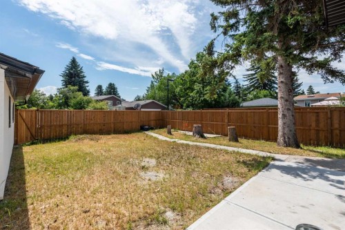 1731 111 Avenue Sw, Calgary, AB - Outdoor