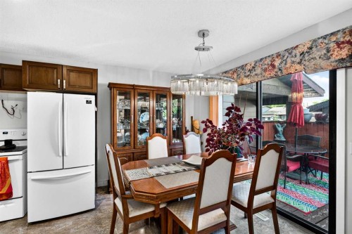 4726 44 Avenue Ne, Calgary, AB - Indoor