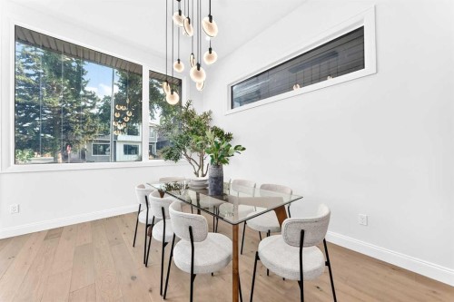 2002 44 Avenue Sw, Calgary, AB - Indoor Photo Showing Dining Room