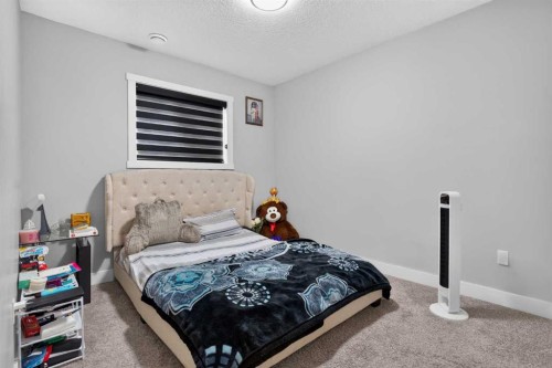 120 Castlegrove Road Ne, Calgary, AB - Indoor Photo Showing Bedroom