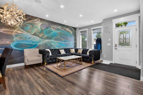 120 Castlegrove Road Ne, Calgary, AB - Indoor