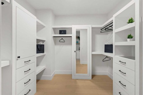 907 36A Street Nw, Calgary, AB - Indoor With Storage