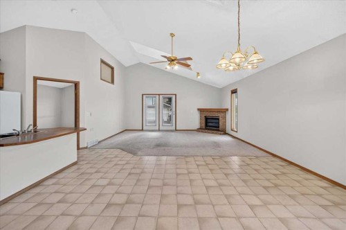 1 Harvest Park Place Ne, Calgary, AB - Indoor Photo Showing Other Room