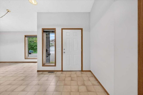 1 Harvest Park Place Ne, Calgary, AB - Indoor Photo Showing Other Room