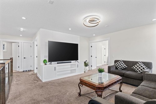 129 Marina Key, Chestermere, AB - Indoor Photo Showing Living Room
