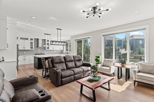 129 Marina Key, Chestermere, AB - Indoor Photo Showing Living Room