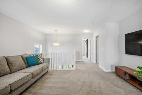 114 Crestbrook Way Sw, Calgary, AB - Indoor Photo Showing Living Room