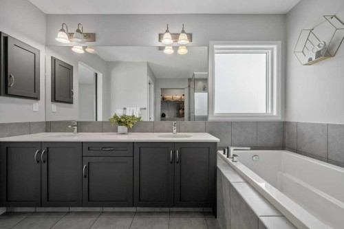 114 Crestbrook Way Sw, Calgary, AB - Indoor Photo Showing Bathroom