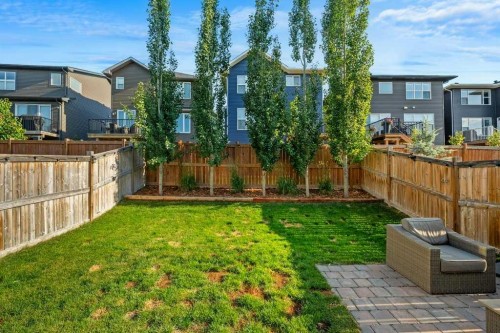 114 Crestbrook Way Sw, Calgary, AB - Outdoor