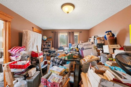 217 23 Avenue Ne, Calgary, AB - Indoor