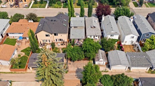 217 23 Avenue Ne, Calgary, AB - Outdoor With View