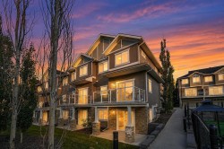 570 Evanston Manor NW Calgary, AB T3P 0R8