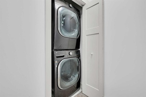 570 Evanston Manor Nw, Calgary, AB - Indoor Photo Showing Laundry Room