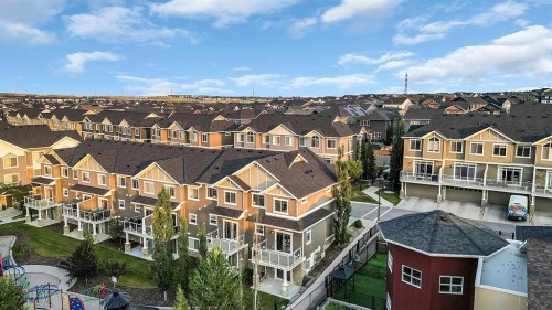 570 Evanston Manor Nw, Calgary, AB - Outdoor