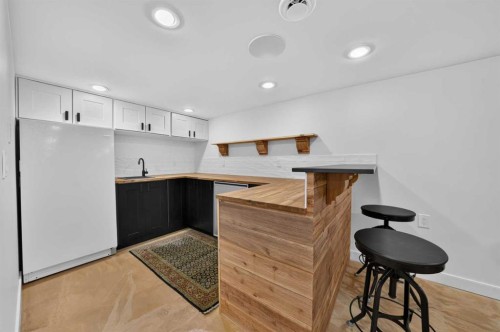 922 Rideau Road Sw, Calgary, AB - Indoor