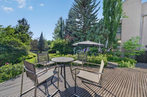 922 Rideau Road Sw, Calgary, AB - Outdoor With Deck Patio Veranda
