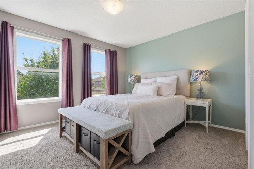 4008 New Brighton Grove Se, Calgary, AB - Indoor Photo Showing Bedroom